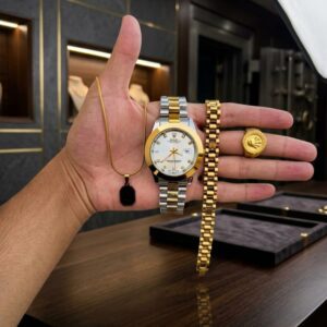 Rolle Deal Golden colour