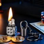 New Mini Dice Lighter Retro Grinding Wheel Metal Lighter Cool and Exquisite Mini Keychain Lighter Outdoor Tool  Gift